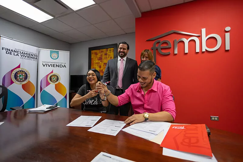 Lápiz, crayones y mi libreta Superior