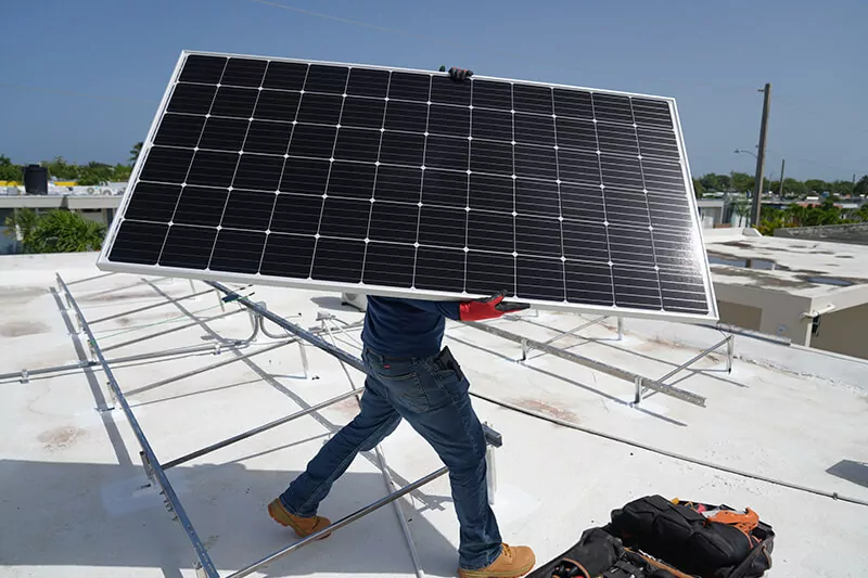 Asegura la energía de tu hogar: Claves para el uso y mantenimiento óptimo de los sistemas de energía solar Foto 2