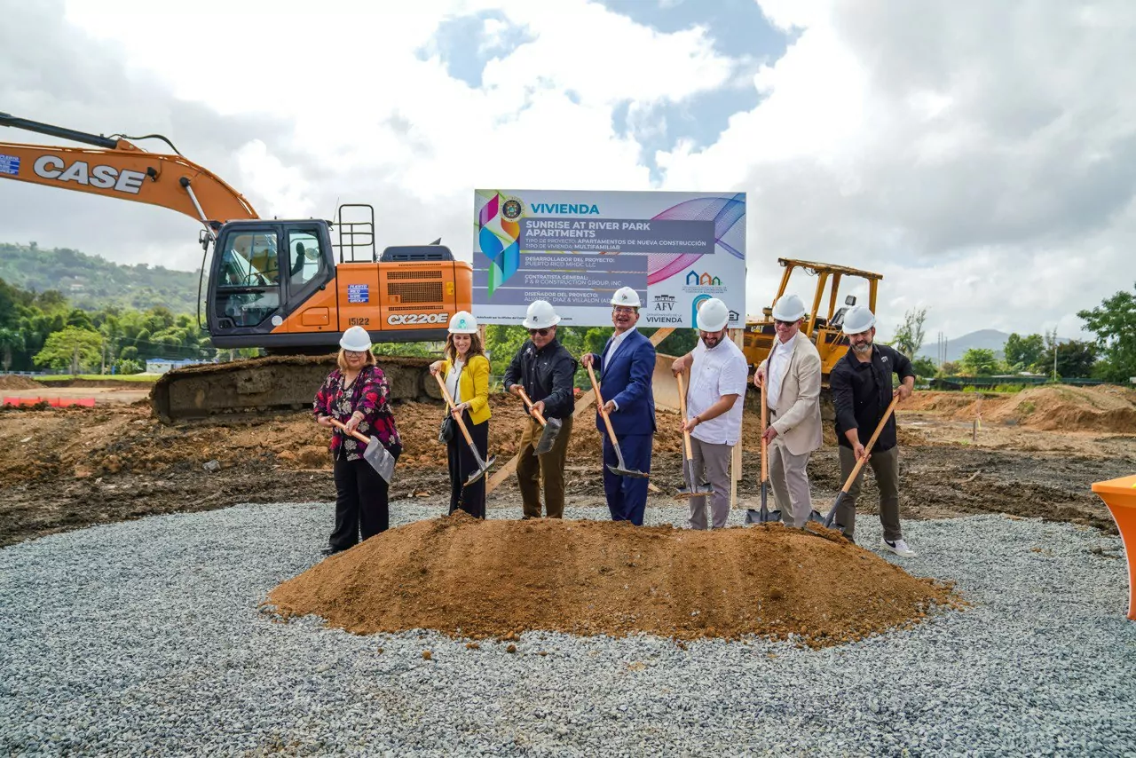 Gobernador Pierluisi anuncia construcción de proyecto de vivienda multifamiliar en Caguas